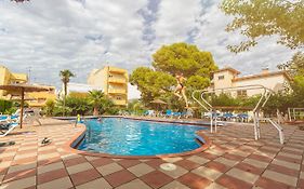 Apartamentos El Oasis